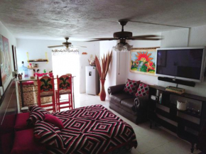 ¡Confortable y Privado! - Ubicado en Av. principal